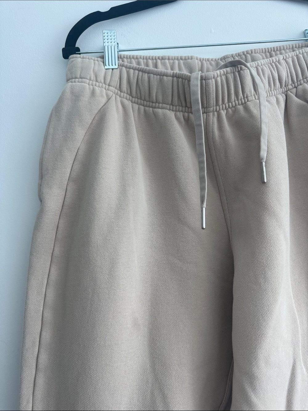 Lululemon Scuba MR Oversized fit jogger - Beige - Picture 2 of 5